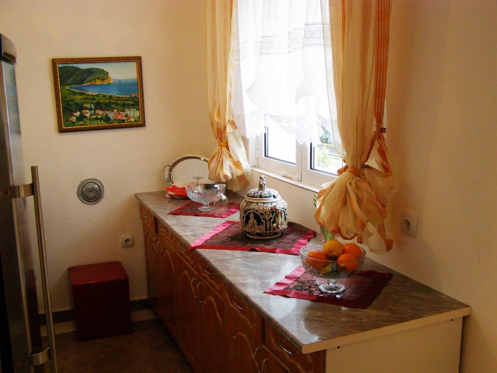 Hotel Wellness & Spa Angelo Gabriel Petrovac Екстер'єр фото