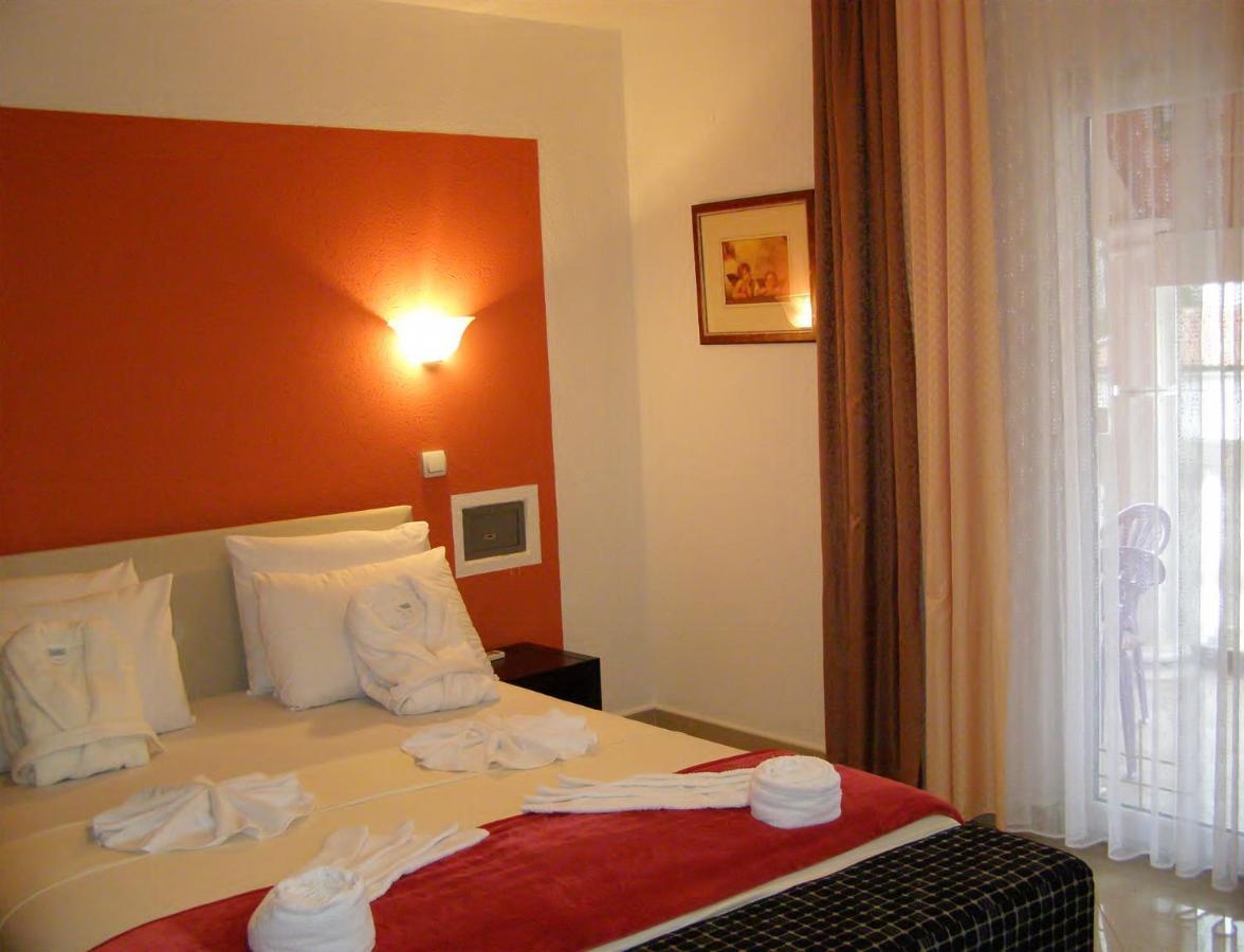 Hotel Wellness & Spa Angelo Gabriel Petrovac Екстер'єр фото